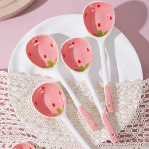 1Pc Cute Strawberry Ceramic Soup Spoon Ice Cream Hand Painted Coffee Dessert Long Handle Spoon Kitchen Tableware Accessories